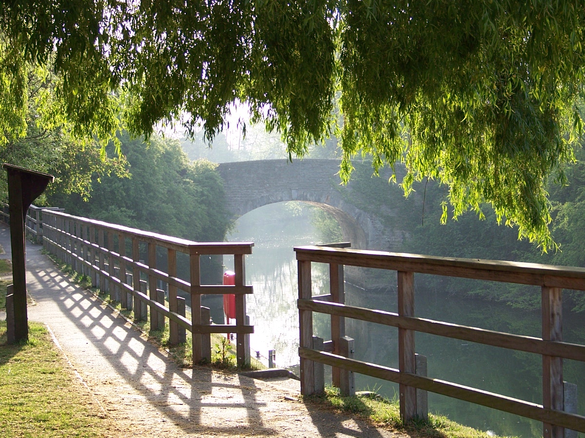 Culham Bridge on the Thames Path between Abingdon and Oxford