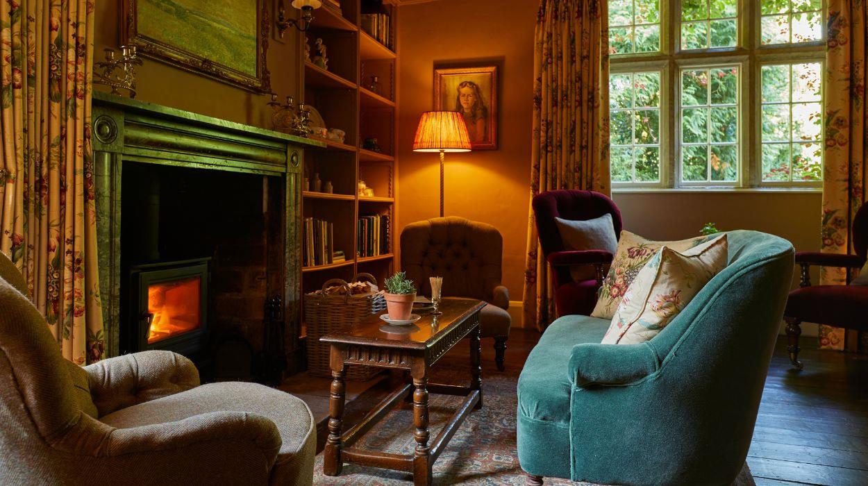 english-social-season-tennis-gallery-8_rsz_07102025144327320jpg