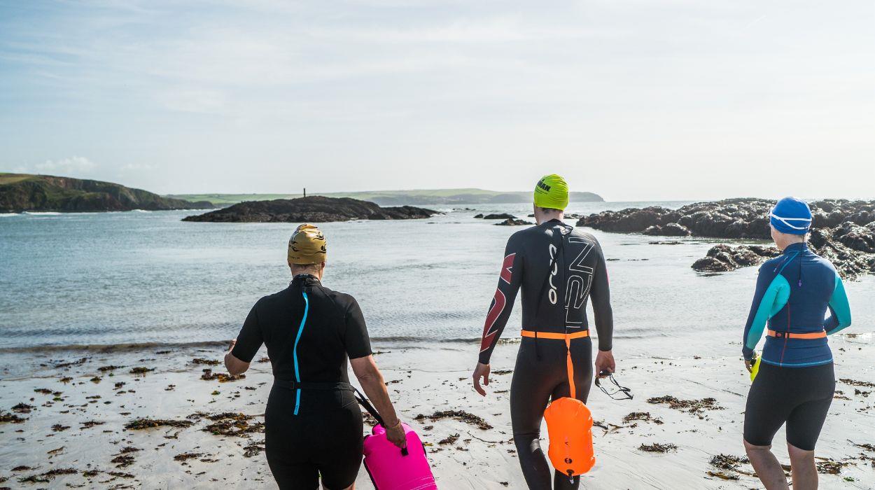 swim-wild-dip-cornwall-tour-gallery-5_rsz_07102025124332023jpg