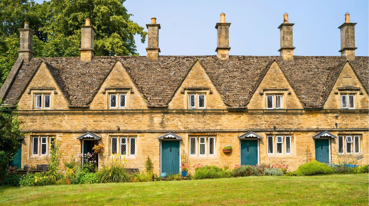 walk-clarksons-farm-tour-gallery-4_rsz_03092025141914067jpg